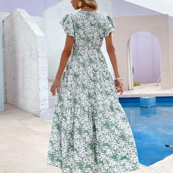 Boho Sage Green Floral Butterfly Sleeve Dress - Picture 4 of 5